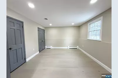 850 Ridgewood Avenue, Oradell, NJ 07649 - Photo 6