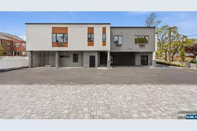 850 Broad Avenue 2 #2, Ridgefield, NJ 07657 - Photo 2