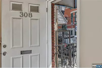 308 38th Street, Union City, NJ 07087 - Photo 6