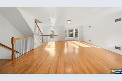 29 Prospect Street, Palisades Park, NJ 07650 - Photo 4