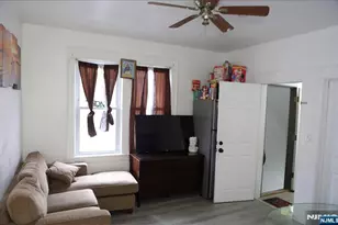 16 Krueger Pl, Passaic, NJ 07055 - Photo 8