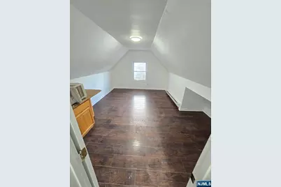 16 Krueger Place, Passaic, NJ 07055 - Photo 20