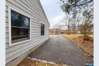 28 Woodside Drive, West Milford, NJ 07480 - Photo 24