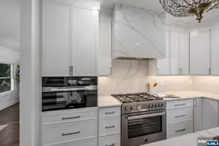 35 Lloyd Rd, Ho Ho Kus, NJ 07423 - Photo 6