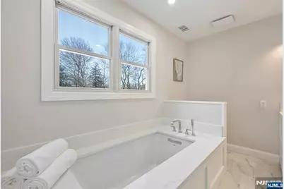 35 Lloyd Road, Ho Ho Kus, NJ 07423 - Photo 16