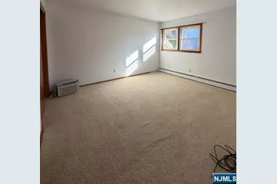 6 Maitland Place 2 #2, Garfield, NJ 07026 - Photo 8