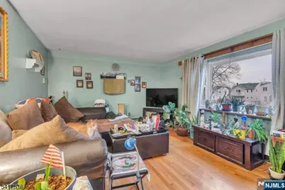 238 Stuyvesant Avenue 236 #236, Lyndhurst Township, NJ 07071 - Photo 10