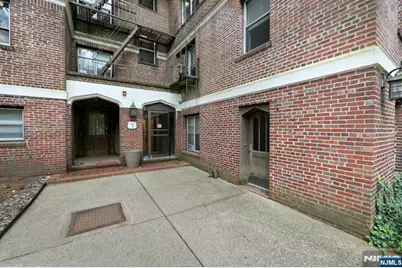 100 E Palisade Avenue A24 #A24, Englewood, NJ 07631 - Photo 14