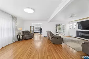 52 Hillside Ave B, Tenafly, NJ 07670 - Photo 4