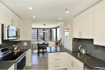 100 Carlyle Drive 14G-North #14G-NORTH, Cliffside Park, NJ 07010 - Photo 8