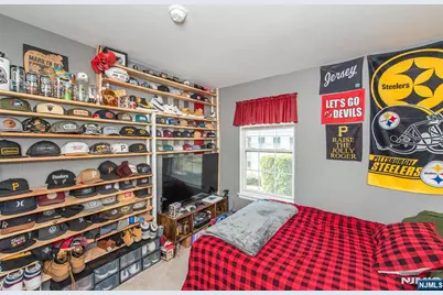 1060 Chedworth Circle, Mahwah, NJ 07430 - Photo 18