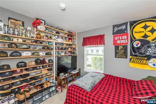 1060 Chedworth Cir, Mahwah, NJ 07430 - Photo 18