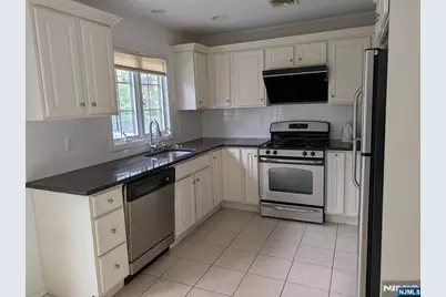 2471 7th Street, Fort Lee, NJ 07024 - Photo 12