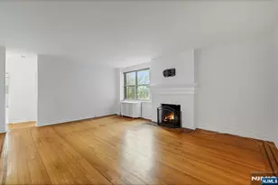 100 E Palisade Ave A24, Englewood, NJ 07631 - Photo 2