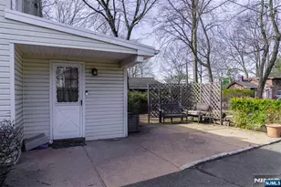 222 Claremont Ave, Verona, NJ 07044 - Photo 8