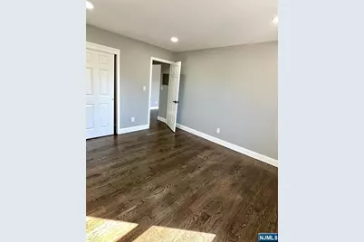 41 W Church Street 11 #11, Bergenfield, NJ 07621 - Photo 16