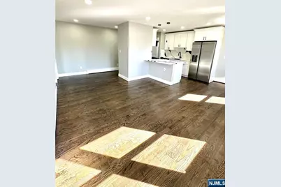 41 W Church Street 11 #11, Bergenfield, NJ 07621 - Photo 2