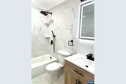 41 W Church Street 11 #11, Bergenfield, NJ 07621 - Photo 12