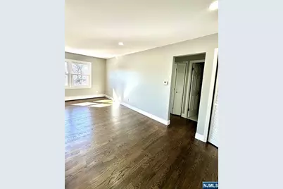 41 W Church Street 11 #11, Bergenfield, NJ 07621 - Photo 10