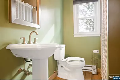 121 Pine Avenue, New Milford, NJ 07646 - Photo 8