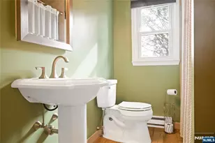 121 Pine Ave, New Milford, NJ 07646 - Photo 8