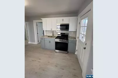 1920 Wood Avenue, Linden, NJ 07036 - Photo 20