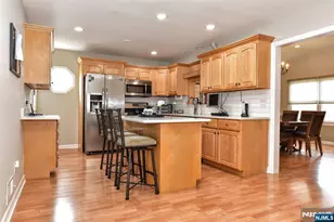 321 John Ochs Dr, Saddle Brook Township, NJ 07663 - Photo 14