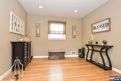 321 John Ochs Drive, Saddle Brook Township, NJ 07663 - Photo 10