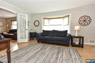 321 John Ochs Dr, Saddle Brook Township, NJ 07663 - Photo 6