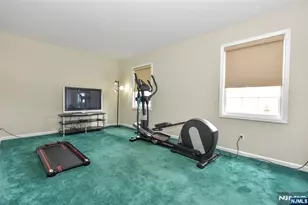 321 John Ochs Dr, Saddle Brook Township, NJ 07663 - Photo 30