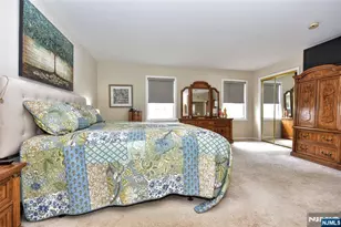 321 John Ochs Dr, Saddle Brook Township, NJ 07663 - Photo 26