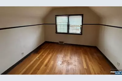 145 Beech Street, Belleville, NJ 07109 - Photo 8