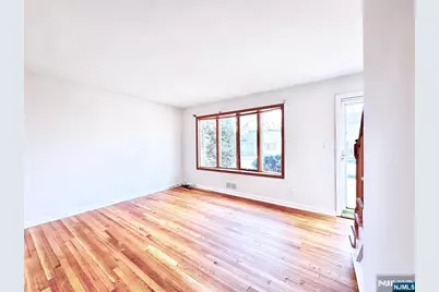 48 Center Court, Garfield, NJ 07026 - Photo 4