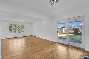 203 Snedeker Pl, Northvale, NJ 07647 - Photo 4