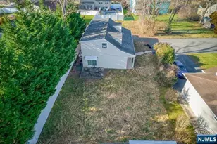 203 Snedeker Pl, Northvale, NJ 07647 - Photo 16