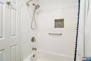 364 Ridgewood Ave 3, Ridgewood, NJ 07450 - Photo 18