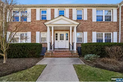 364 Ridgewood Avenue 3 #3, Ridgewood, NJ 07450 - Photo 2