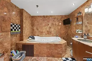 1512 Palisade Ave 17A, Fort Lee, NJ 07024 - Photo 18