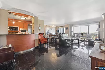 1512 Palisade Avenue 17A #17A, Fort Lee, NJ 07024 - Photo 10