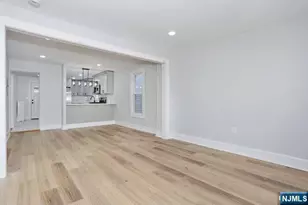 326 Ogden St, Orange, NJ 07050 - Photo 8