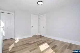 326 Ogden St, Orange, NJ 07050 - Photo 32