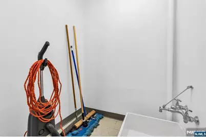 309 Argyle Place, Kearny, NJ 07032 - Photo 32