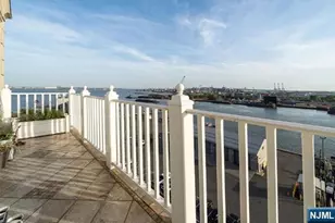 100-81 Shearwater, Jersey City, NJ 07305 - Photo 12