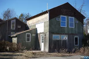 83 Roosevelt Ave, Butler, NJ 07405 - Photo 2