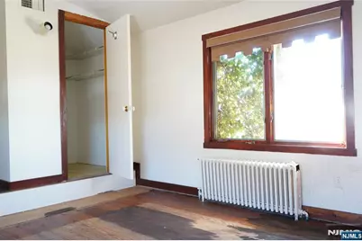 83 Roosevelt Avenue, Butler, NJ 07405 - Photo 24