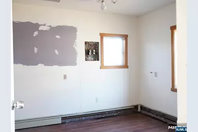 83 Roosevelt Avenue, Butler, NJ 07405 - Photo 28