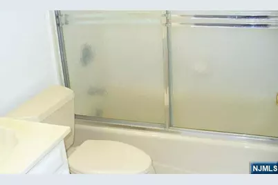 340 E Brinkerhoff Avenue A #A, Palisades Park, NJ 07650 - Photo 34