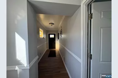 282 Harding Avenue 1st Floor #1st floor, Teaneck Township, NJ 07666 - Photo 4