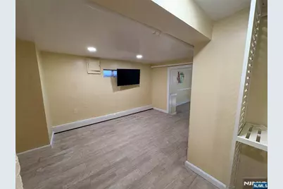 282 Harding Avenue 1st Floor #1st floor, Teaneck Township, NJ 07666 - Photo 20