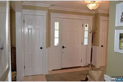 7 Goose Cove Lane, Ramsey, NJ 07446 - Photo 4